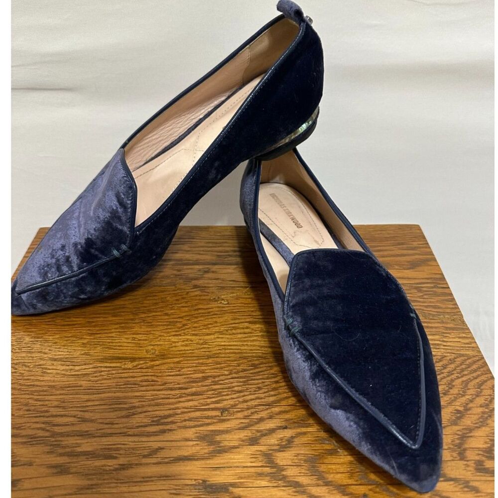 Nicholas Kirkwood Women's Beya Navy Blue Velvet Loafers Size 39 Vibram Soles